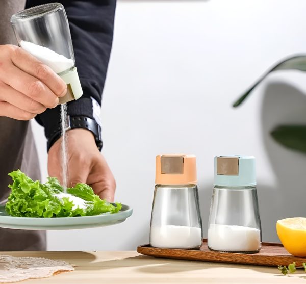 Sealed Seasoning Quantitative Bottle